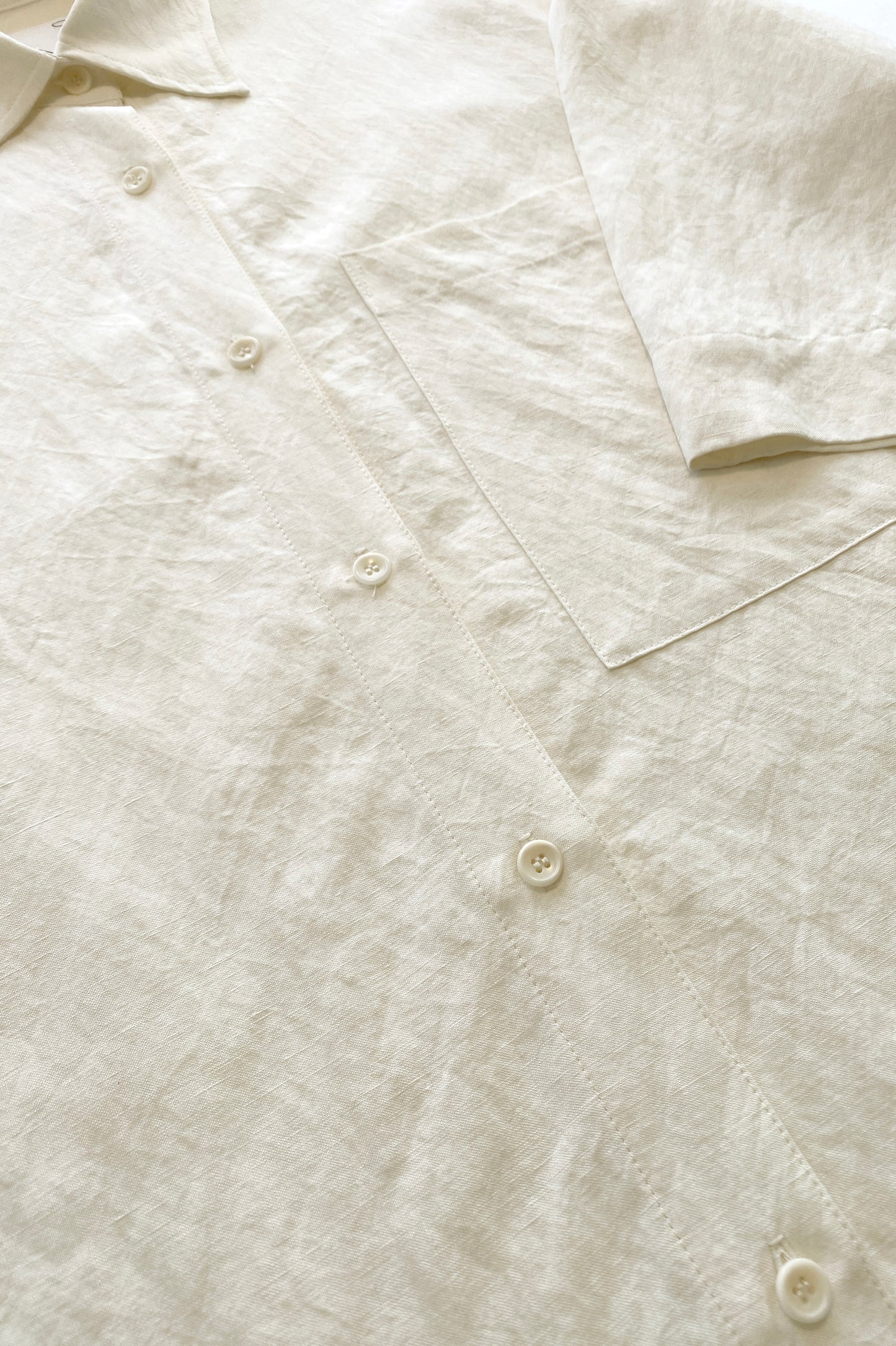 Oversized Short Sleeve Shirt in Off-White Washed Silk Linen