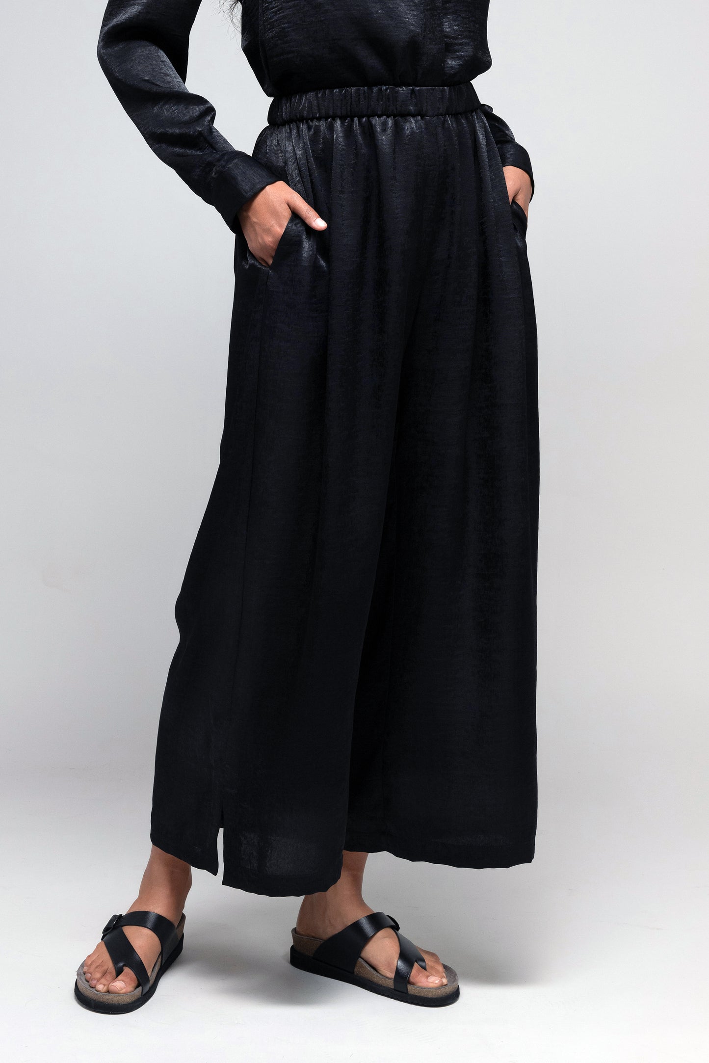 Pull on Pant in Textured Black Satin