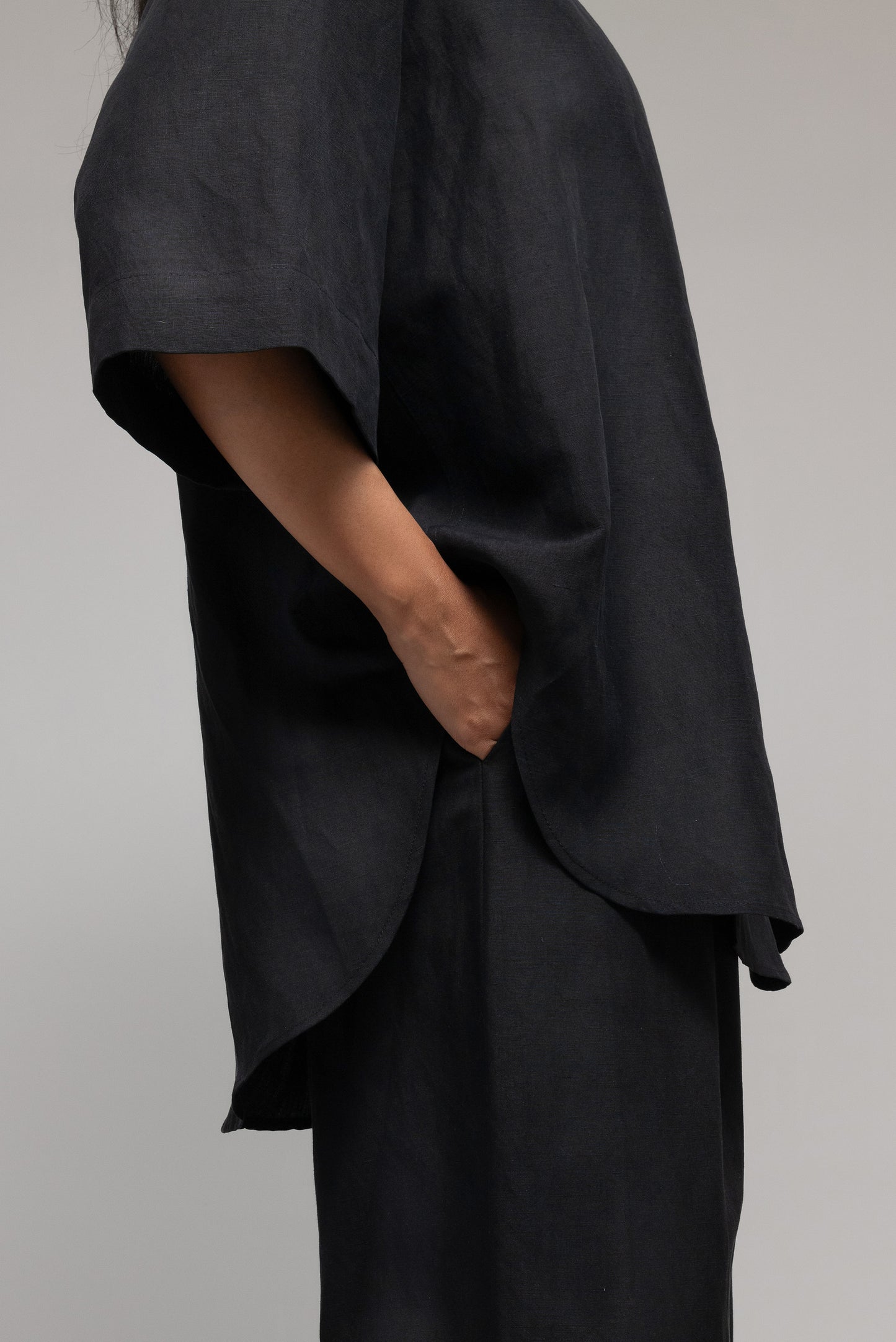 Oversized Short Sleeve Button Up Shirt in Washed Silk Linen